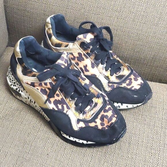 STEVE MADDEN Leopard Animal Cliff Sneakers - Size 6 1/2 - Picture 1 of 9